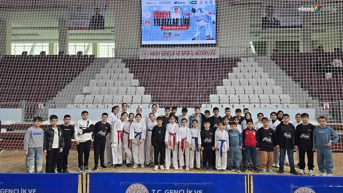 Hatay’da 'Gakgo' rüzgarı: Elazığlı karateciler 45 madalya ile döndü!