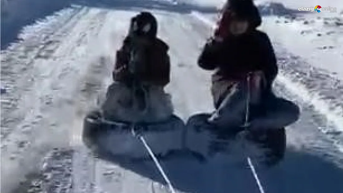 Elazığ’da tehlikeli ama eğlenceli anlar: Otomobil arkasında kar keyfi