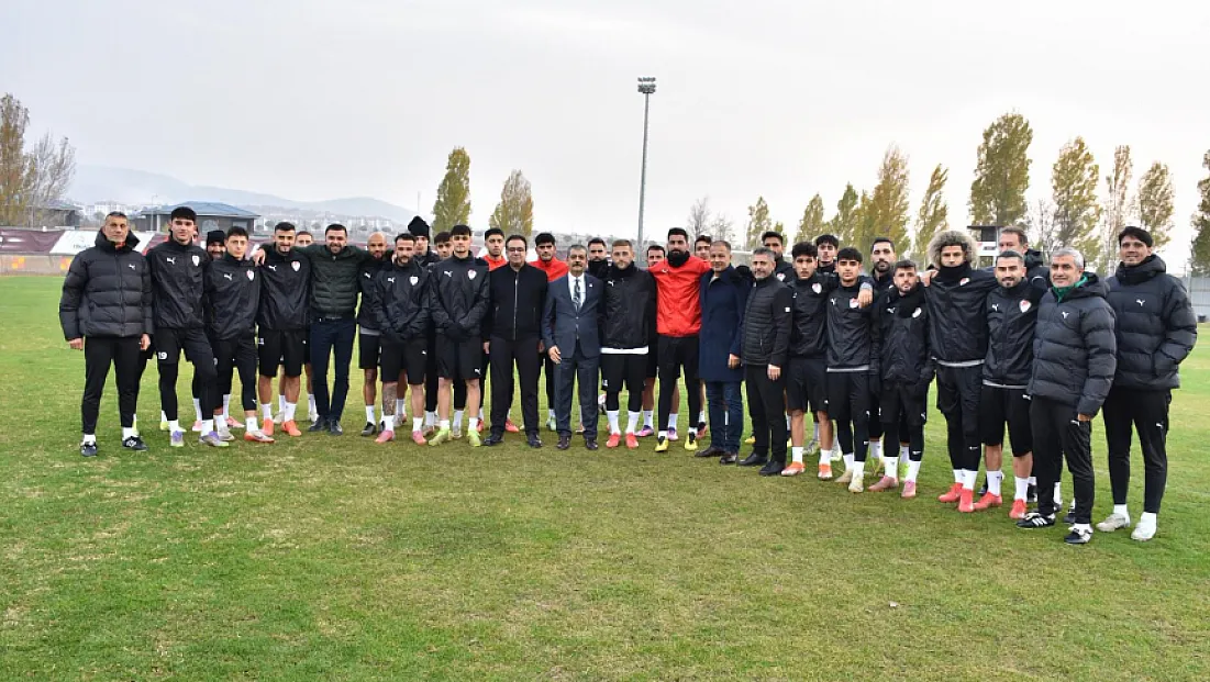 Milletvekili Erol Keleş’ten Elazığspor’a Moral Ziyareti