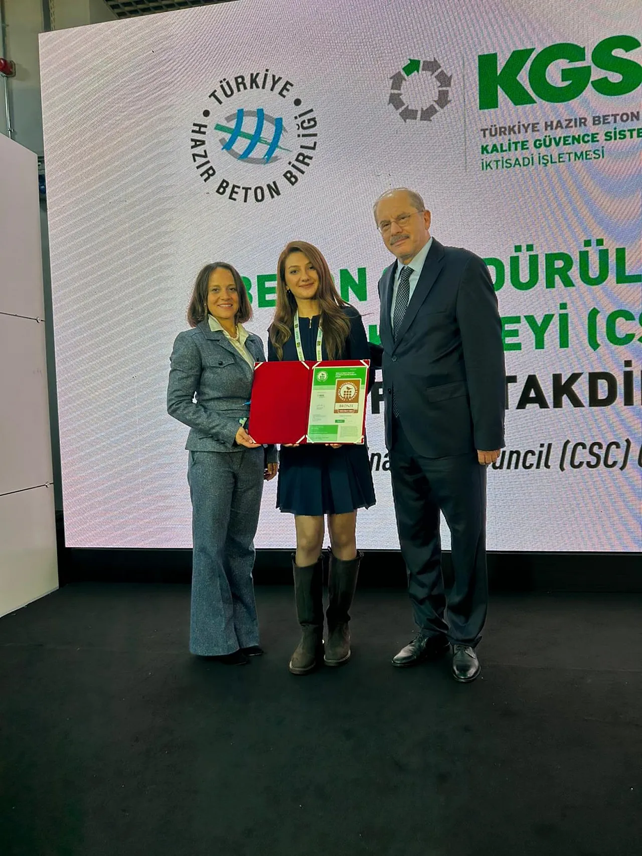 Elazığ'ın Gururu Seza Çimento, Sürdürülebilir Üretimde Global Tanınırlık Kazandı!