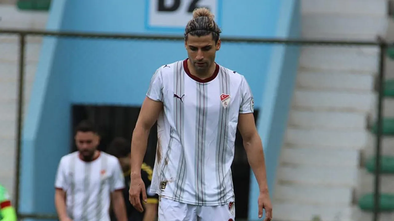 Elazığspor'da Fuat Bavuk krizi tatlıya bağlandı: Golcü futbolcu yeniden takımda!