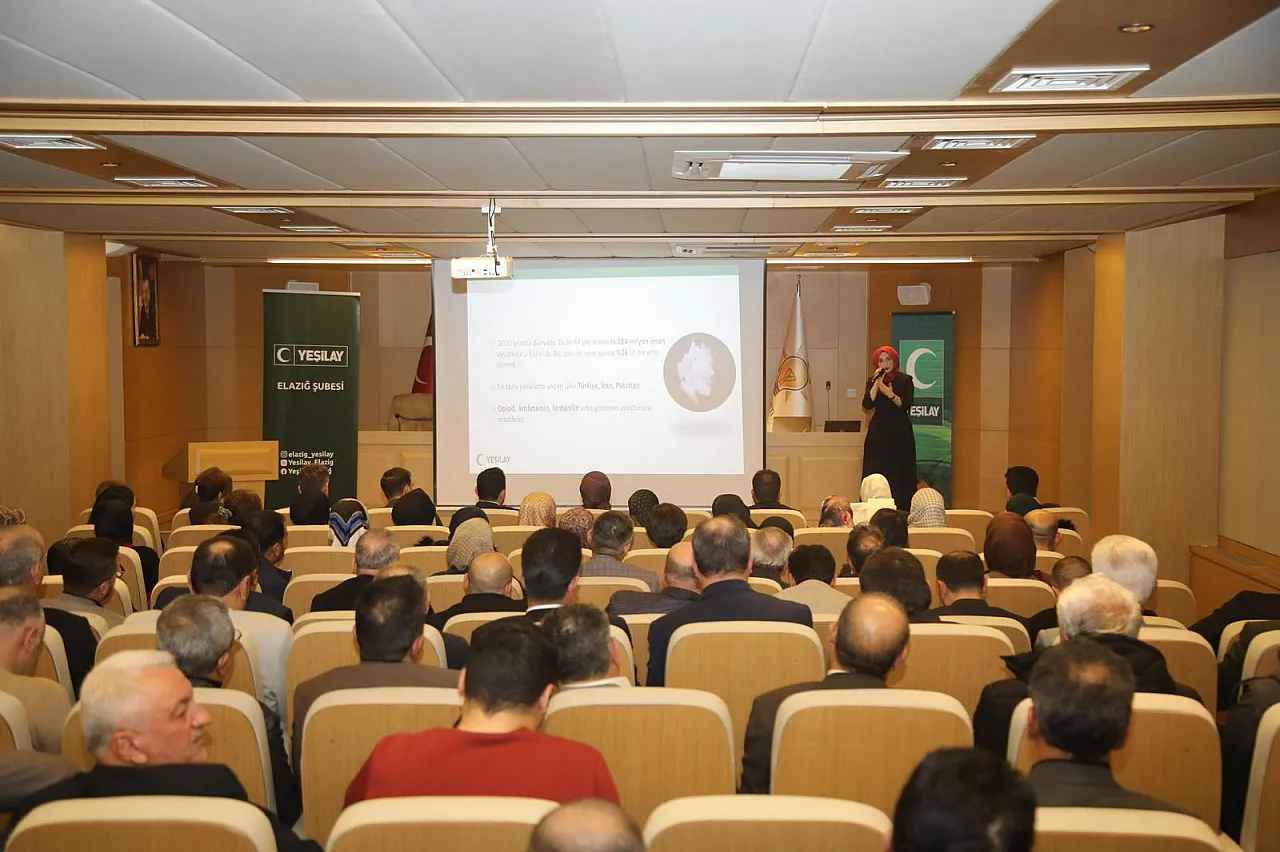 Elazığ'da bağımlılıkla mücadele semineri