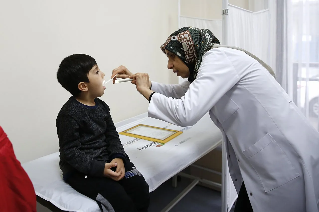 Her şey hasta dedesine yardımcı olabilmek için başladı!