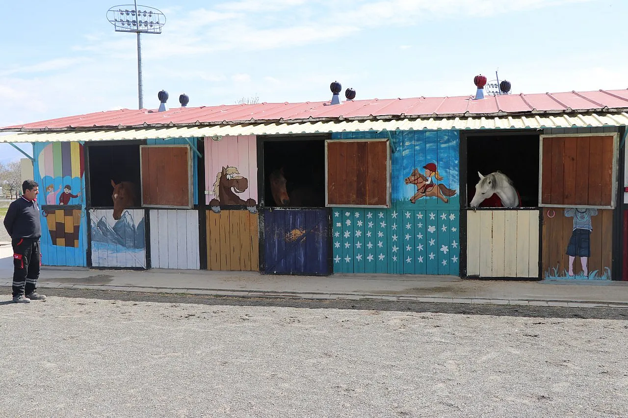 TJK duyurdu! 12 Nisan'da açılıyor