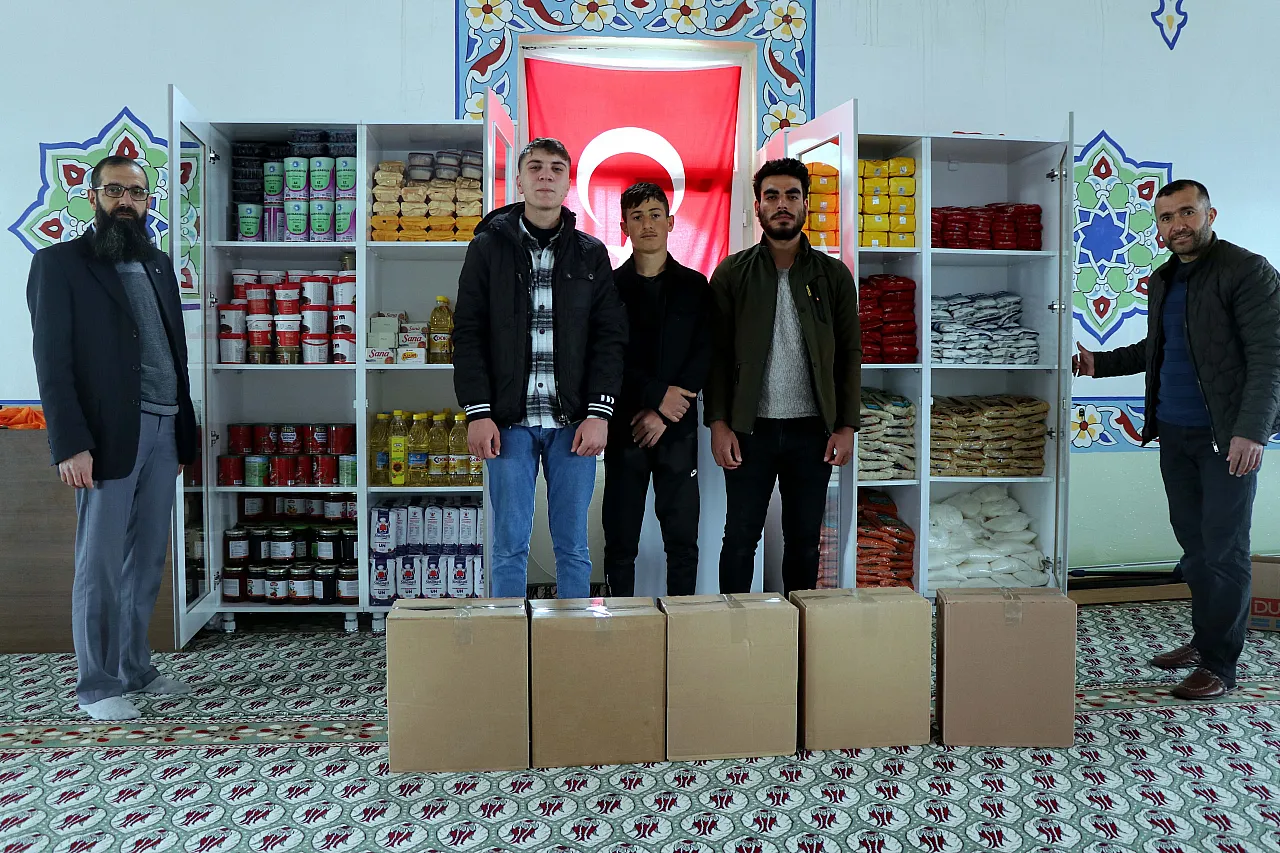 Elazığlı cami imamından anlamlı yardım