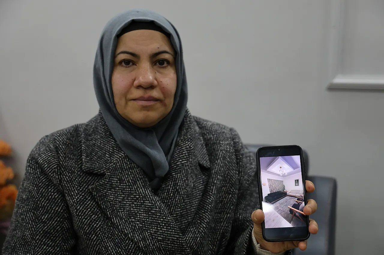 Parmağındaki alyansı bile satmıştı: Elazığlı ailenin ev hayali kabusa döndü