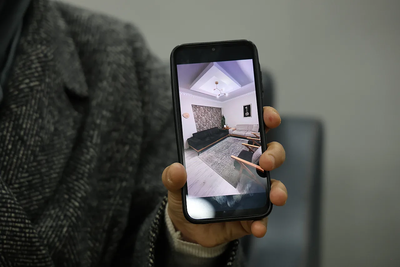 Parmağındaki alyansı bile satmıştı: Elazığlı ailenin ev hayali kabusa döndü