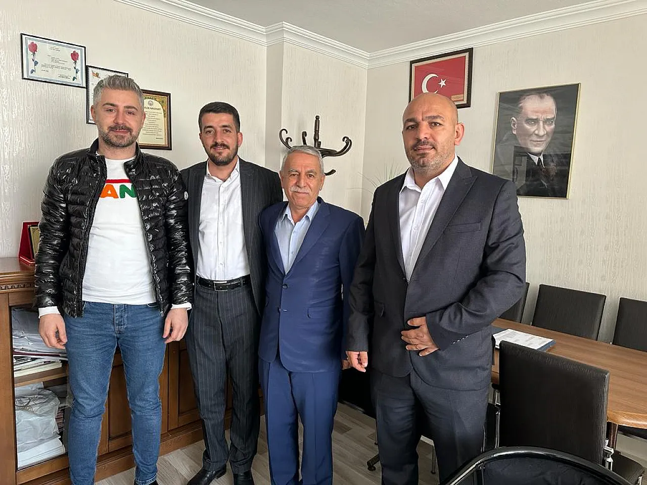 Aday adayı Salih Satıcı'dan STK'lara ziyaret!