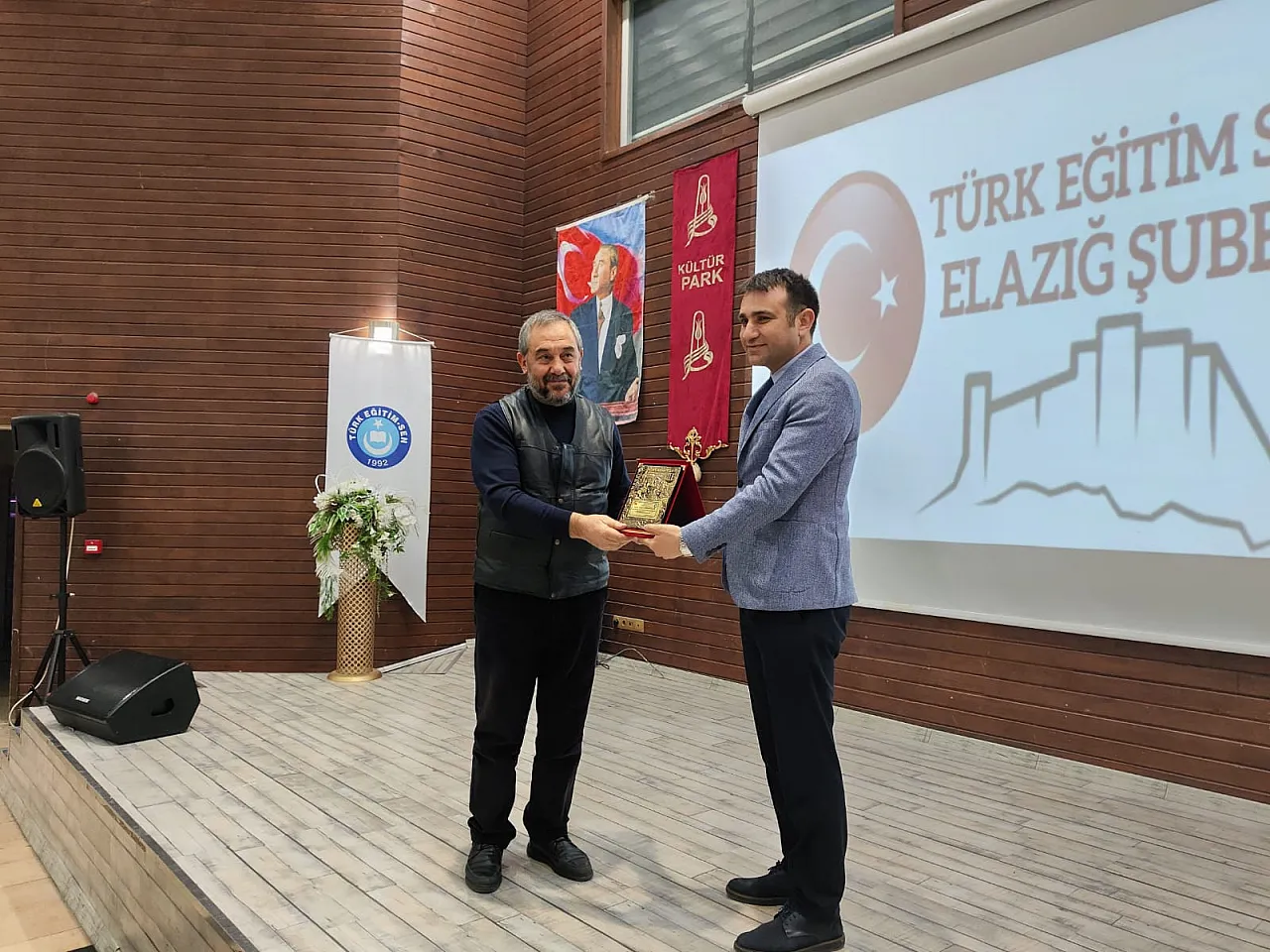 Türk Eğitim Sen Elazığ Şubesi emekli öğretmenleri unutmadı!
