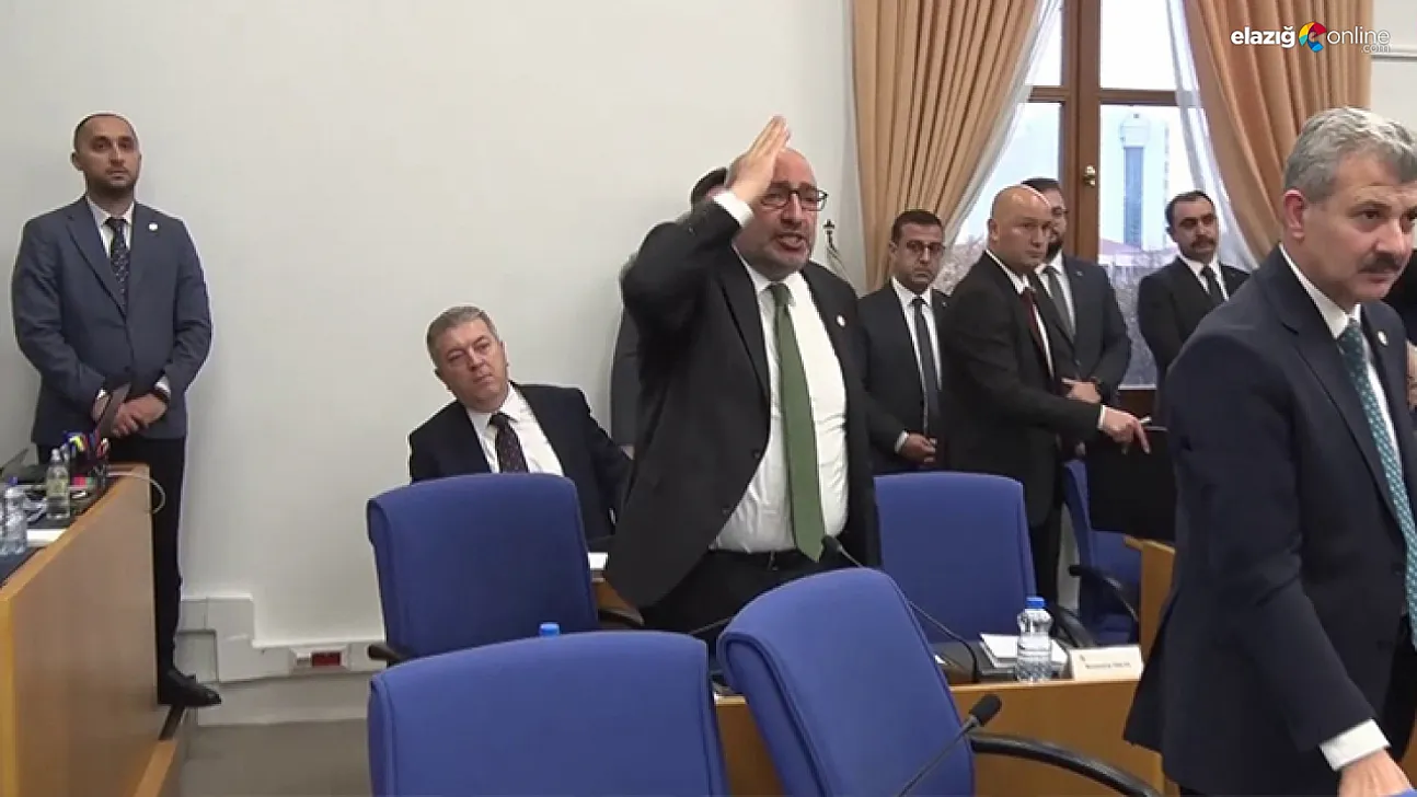 Bütçe Görüşmelerinde Tartışma: Ejder Açıkkapı'dan CHP'li Alp'e Sert Tepki