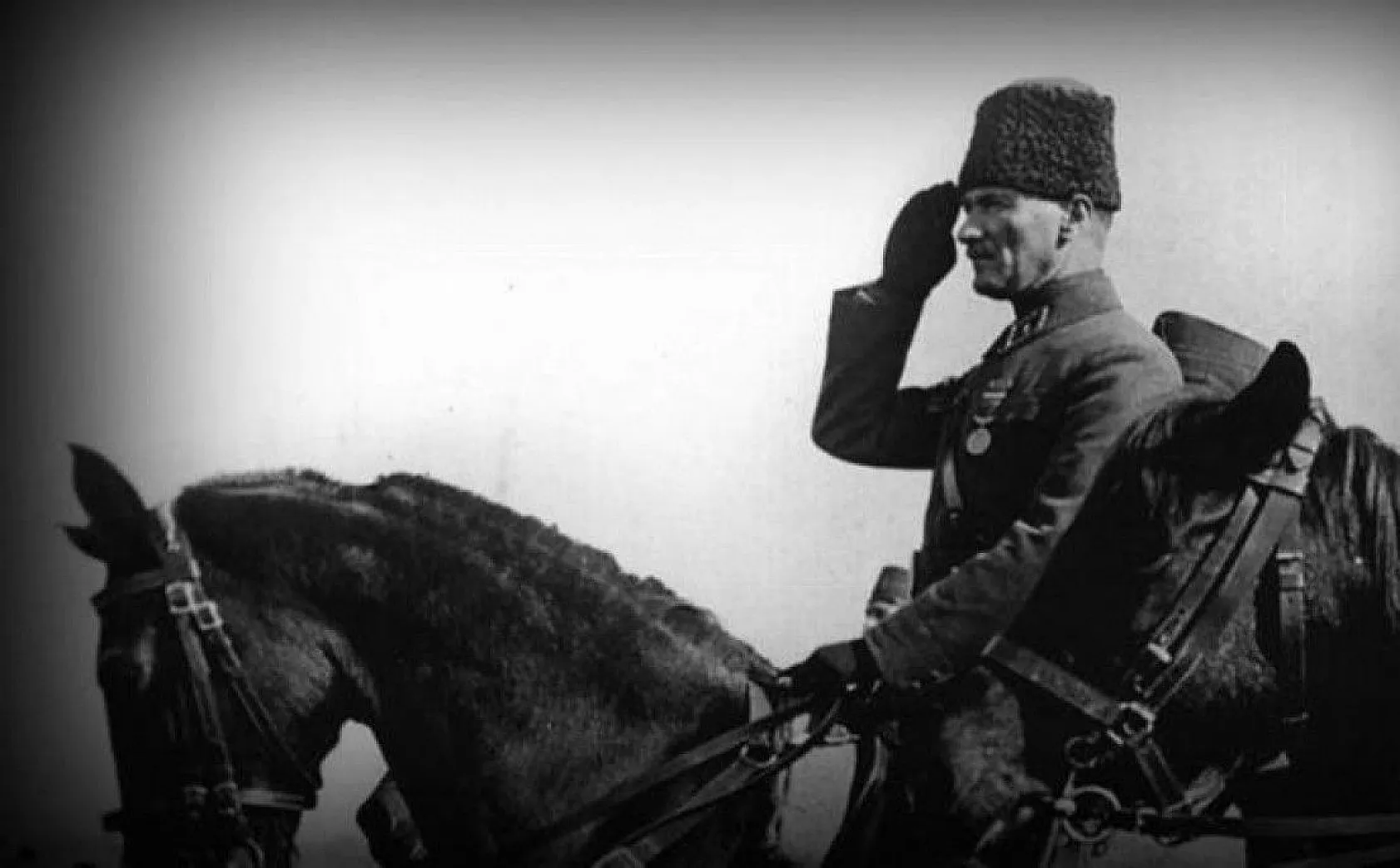 Daha önce görmediğiniz kareleriyle Atatürk
