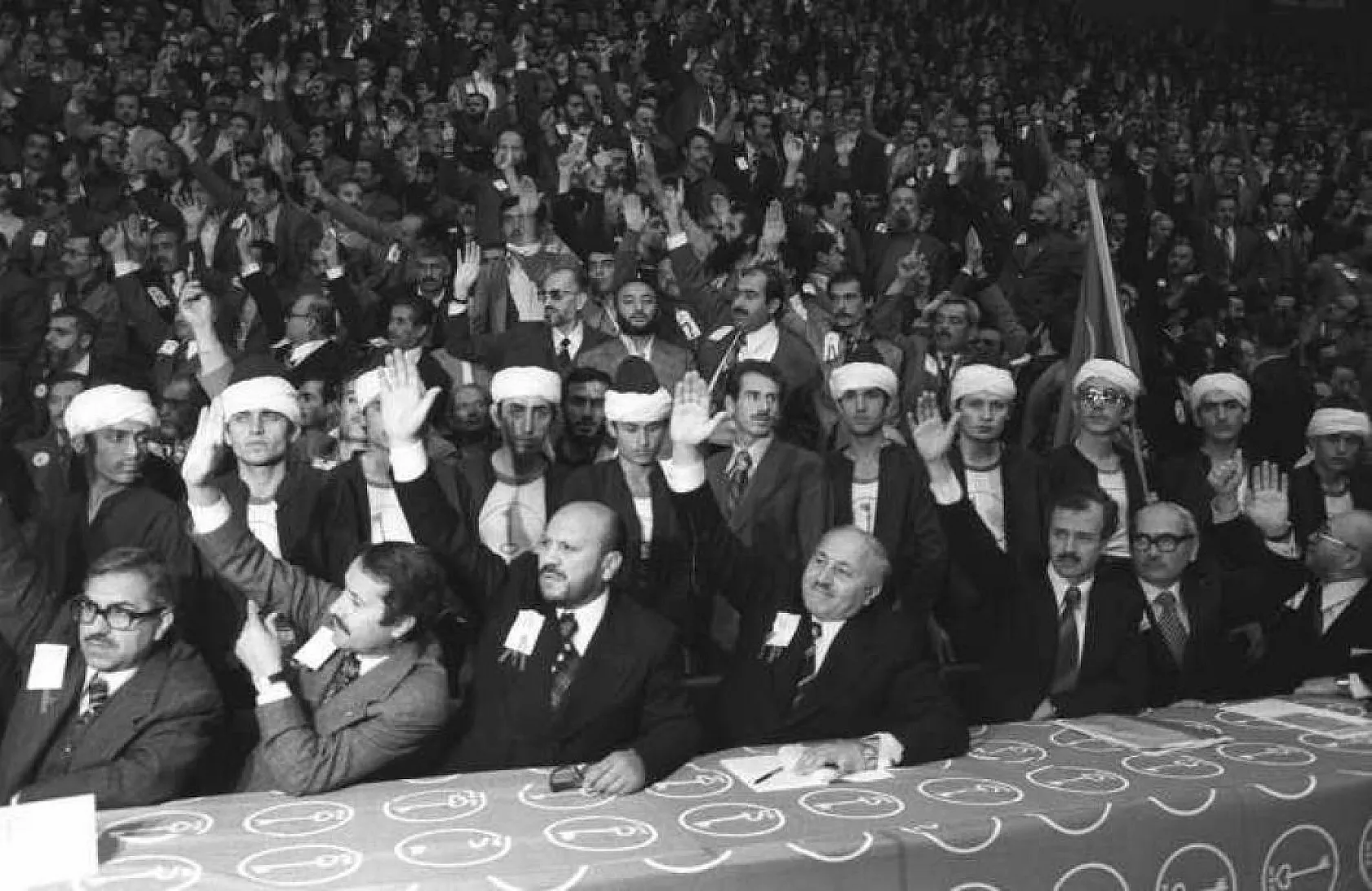 Arşivlerle Türk siyasetinin 'Erbakan Hoca'sı