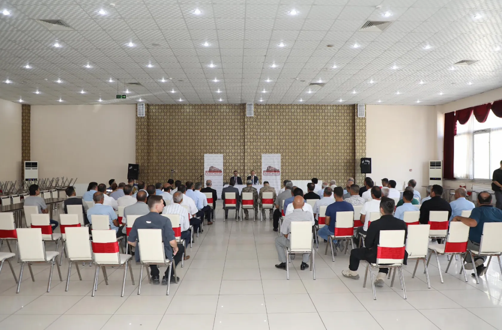 Vali Numan Hatipoğlu, Alacakaya ve Maden'deki çalışmaları yerinde inceledi