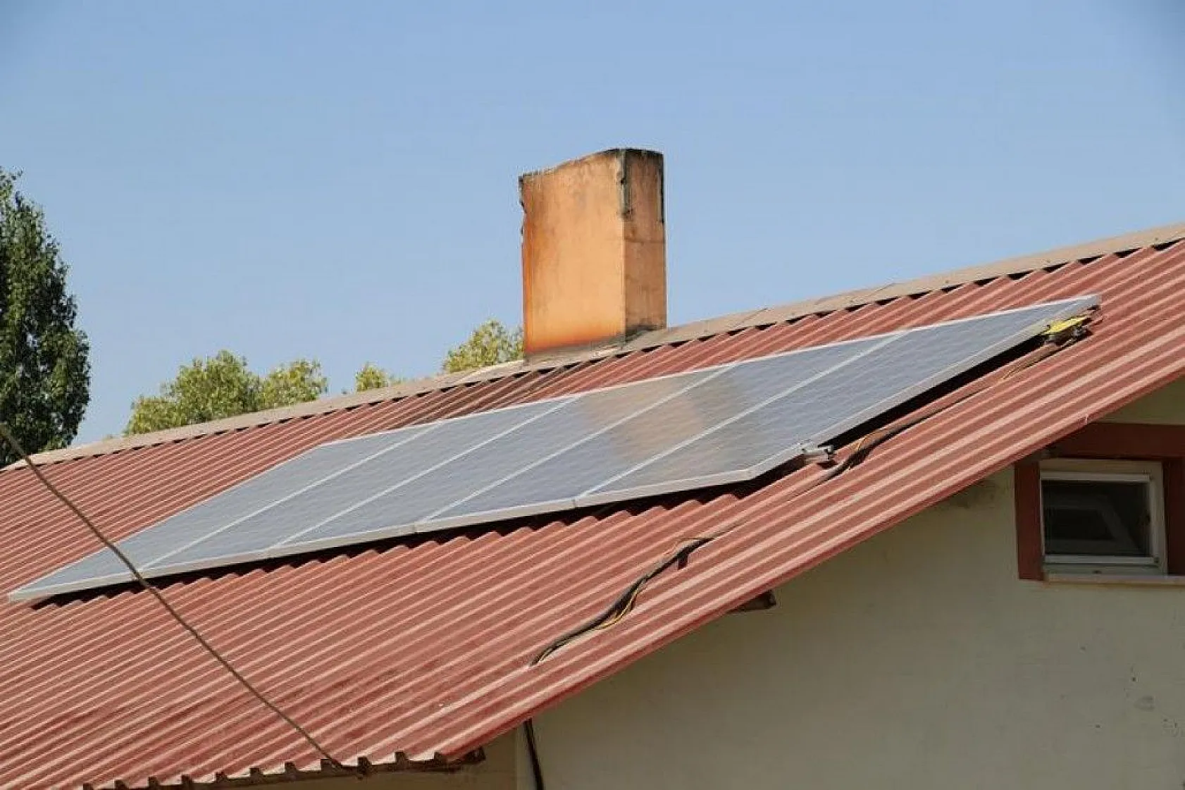 2 köyde çatılara kuruldu, artık kendi elektriklerini üretecekler