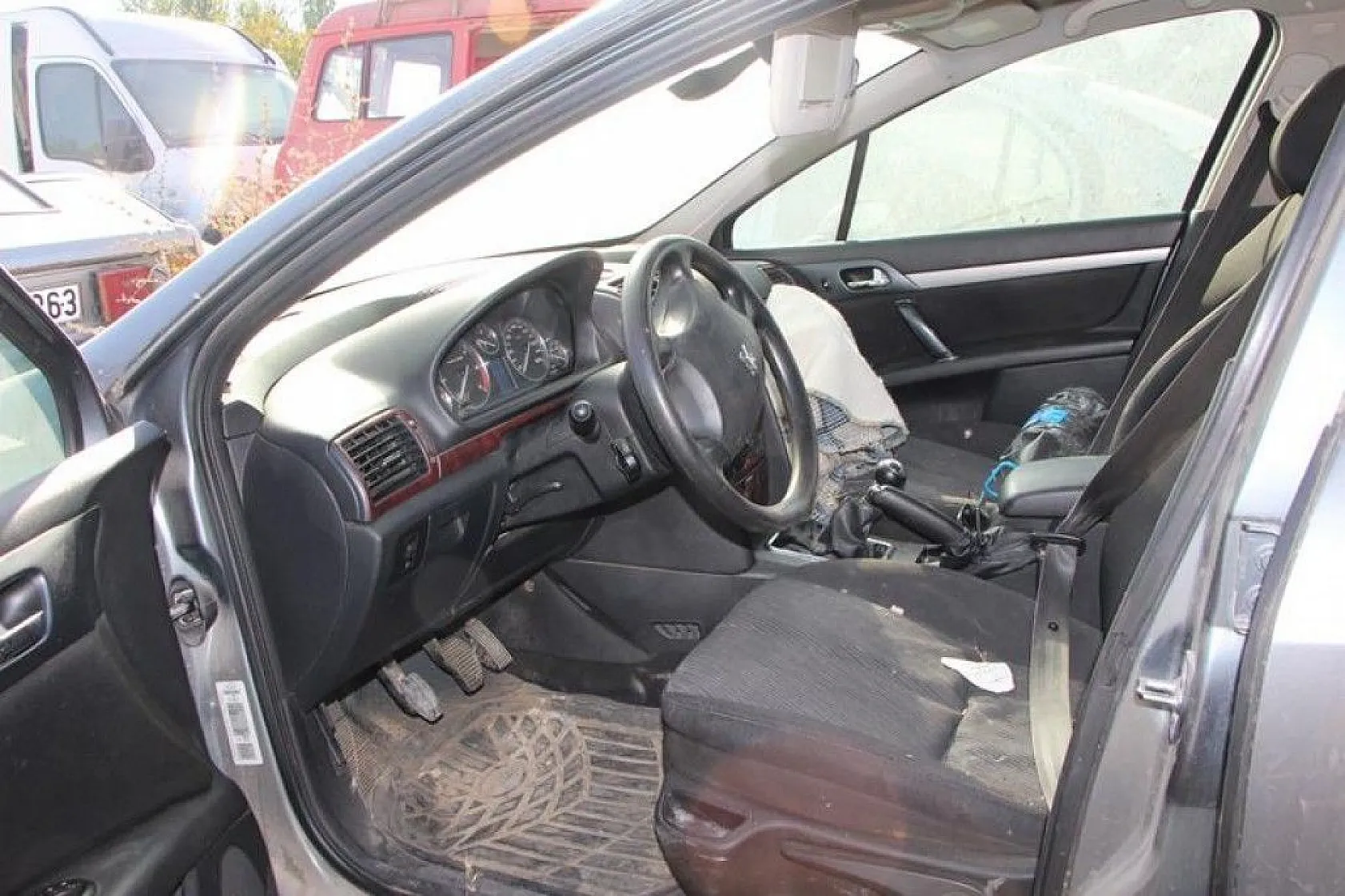 Piyasa değeri 50 milyon, bu araçlar çürümeye yüz tuttu