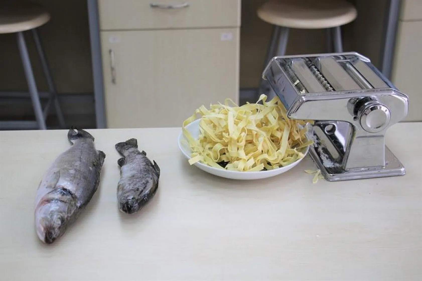 Kokusu gitti, tadı kaldı balık ve kılçığından makarna
