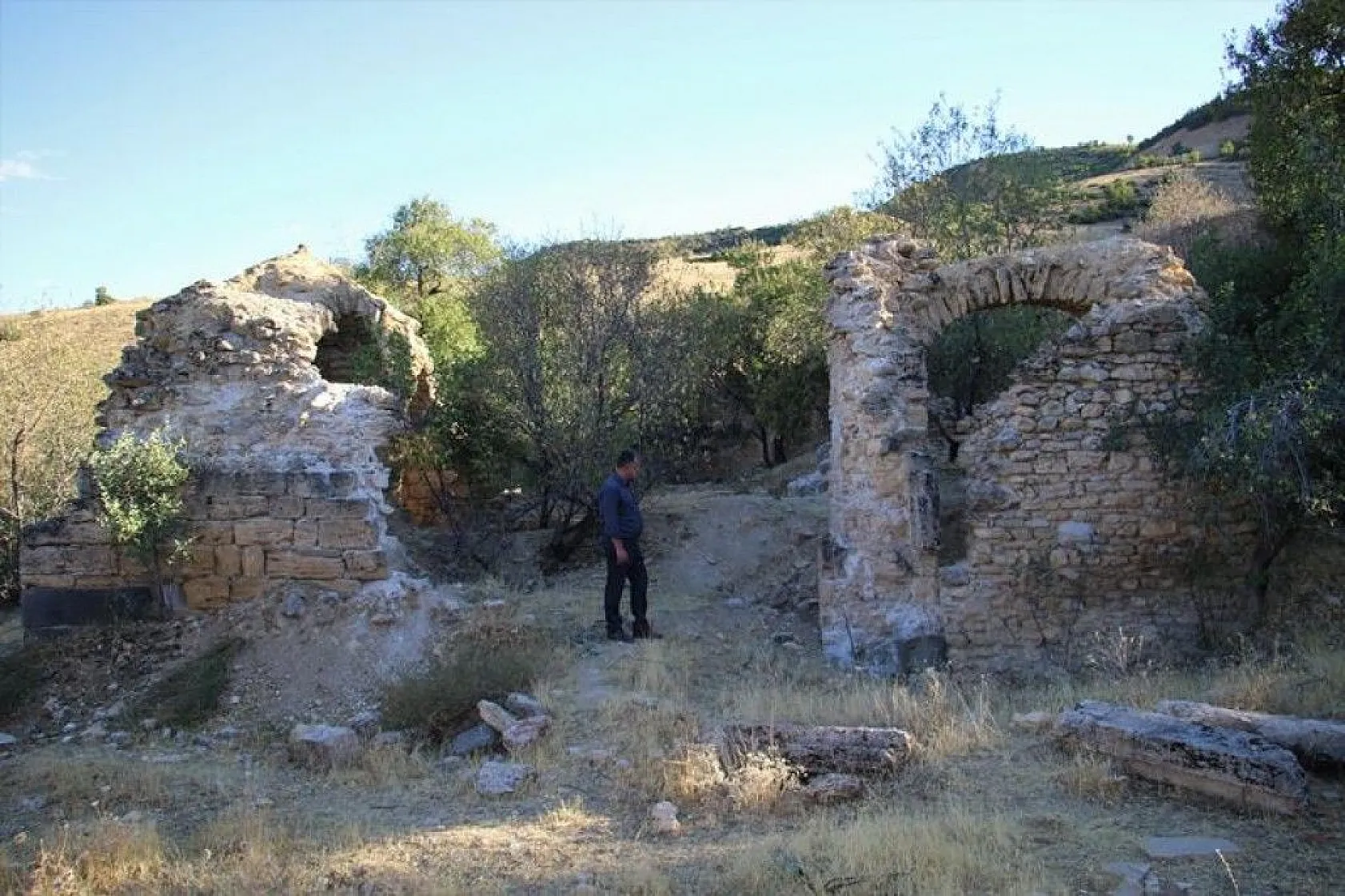 800 yıllık manastır restore edilmeyi bekliyor