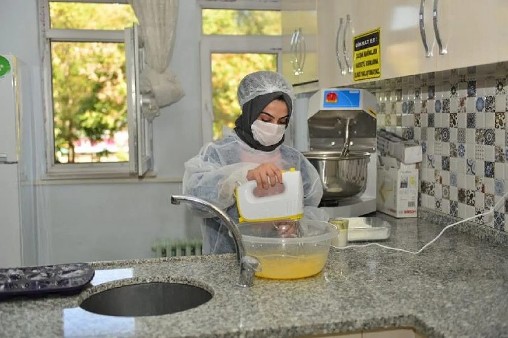 Çölyak hastası öğrenciler için 'glütensiz' ürünler üretilmeye başlandı