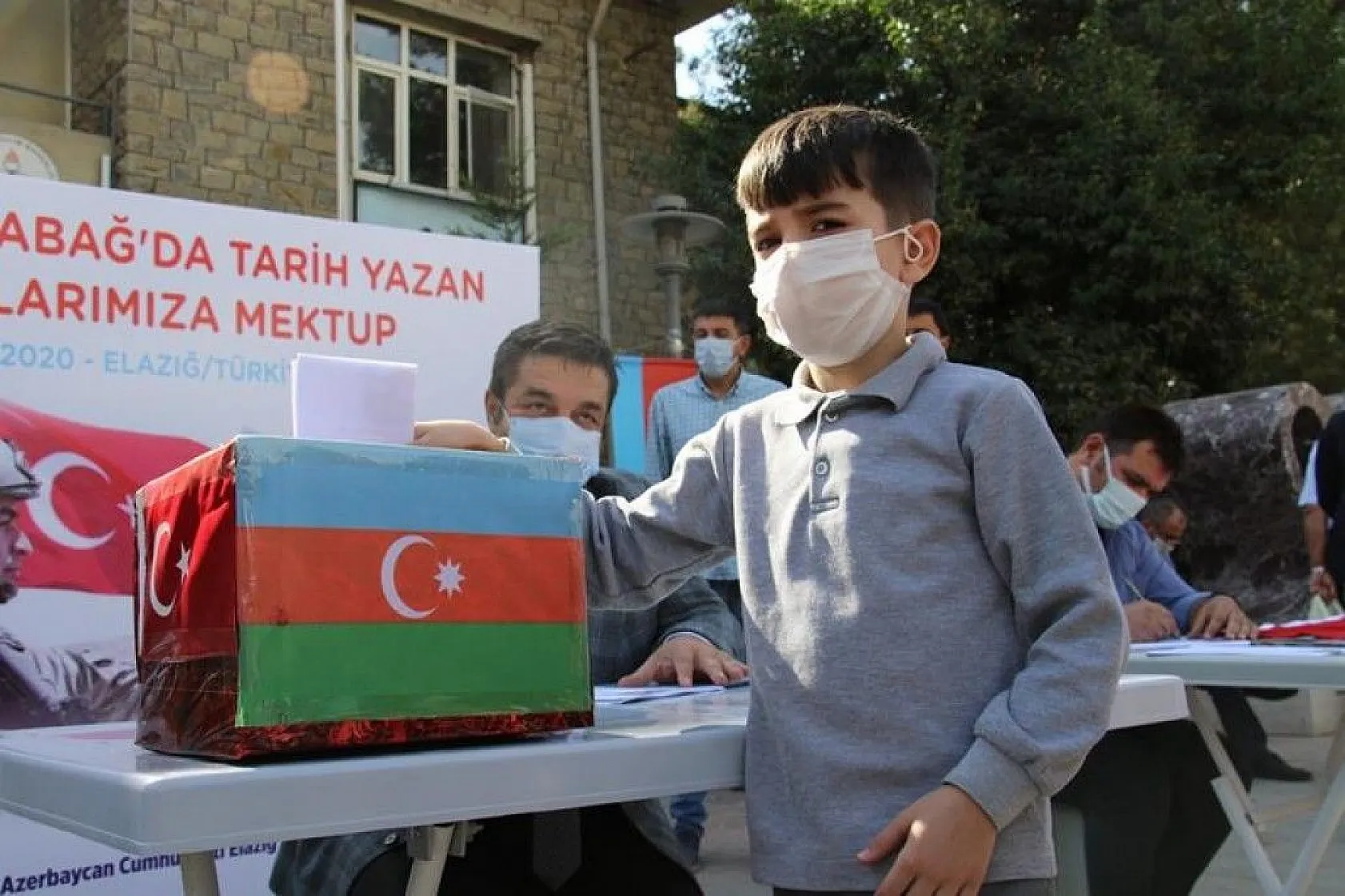 Azerbaycanlı Kenan'dan asker babasına duygu yüklü mektup