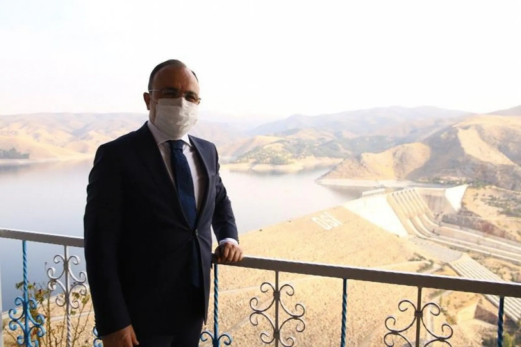 97. yıl anısına 970 bin adet balık yavrusu Keban Barajı'na bırakıldı