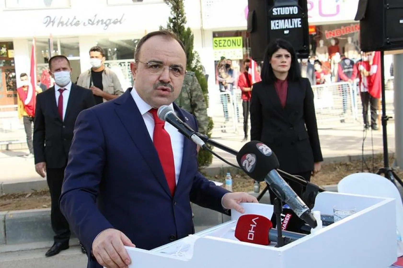 Cumhuriyetin 97. yılı Elazığ'da coşkuyla kutlandı