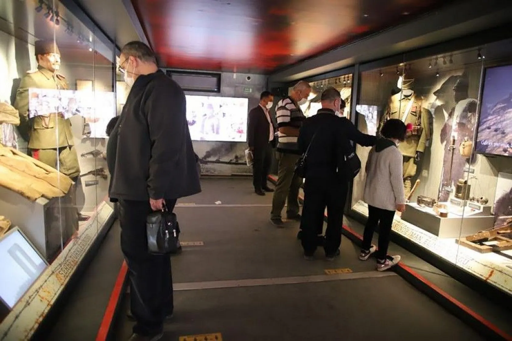 Çanakkale Savaşları Mobil Müzesi'nin 40'ıncı durağı Elazığ oldu