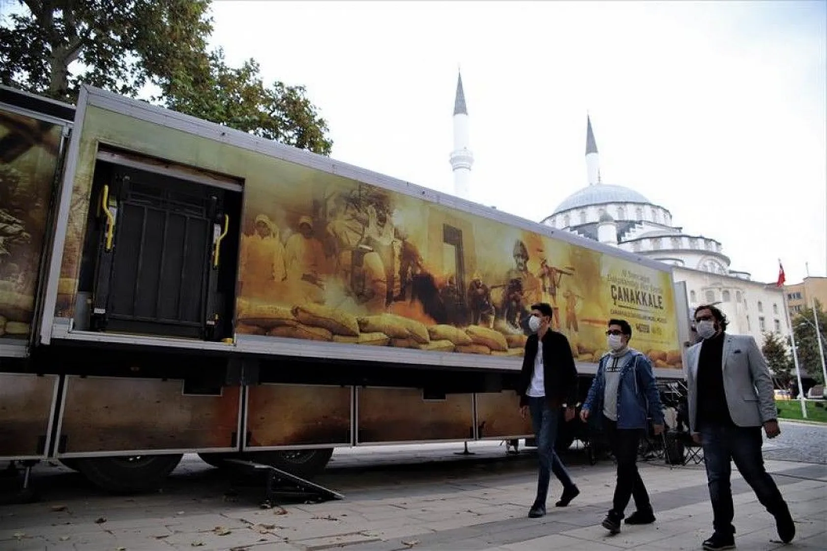 Çanakkale Savaşları Mobil Müzesi'nin 40'ıncı durağı Elazığ oldu