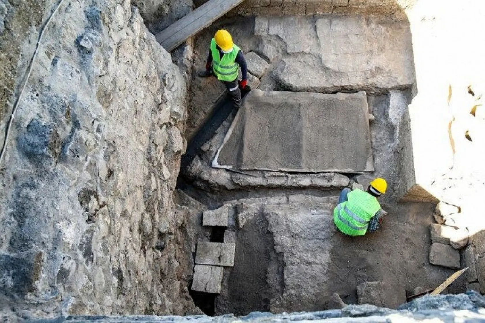 'Diyarbakır'ın kalbi'nde 1800 yıllık kalorifer sistemi bulundu