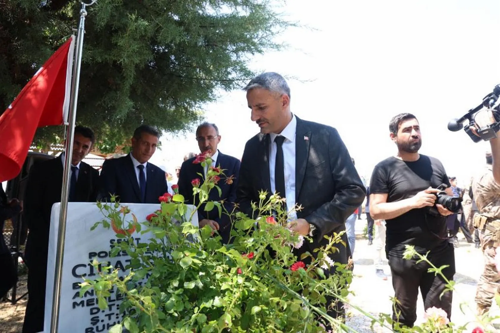 Elazığ'da 15 Temmuz'un 8. Yıl dönümünde şehitler dualarla anıldı