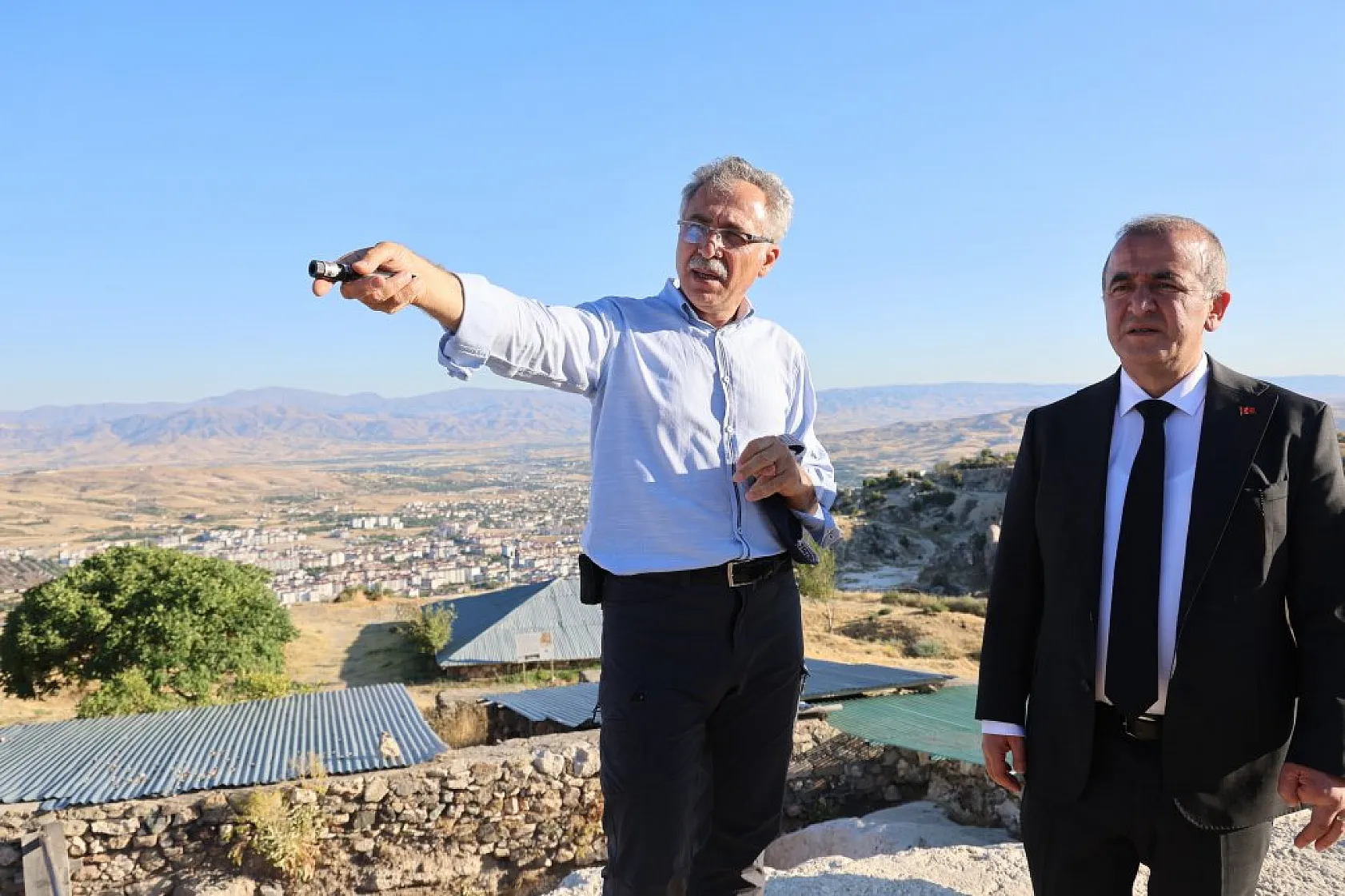 Vali Hatipoğlu talimatı verdi! Harput UNESCO Dünya Mirası Geçici Listesi'ne girecek!