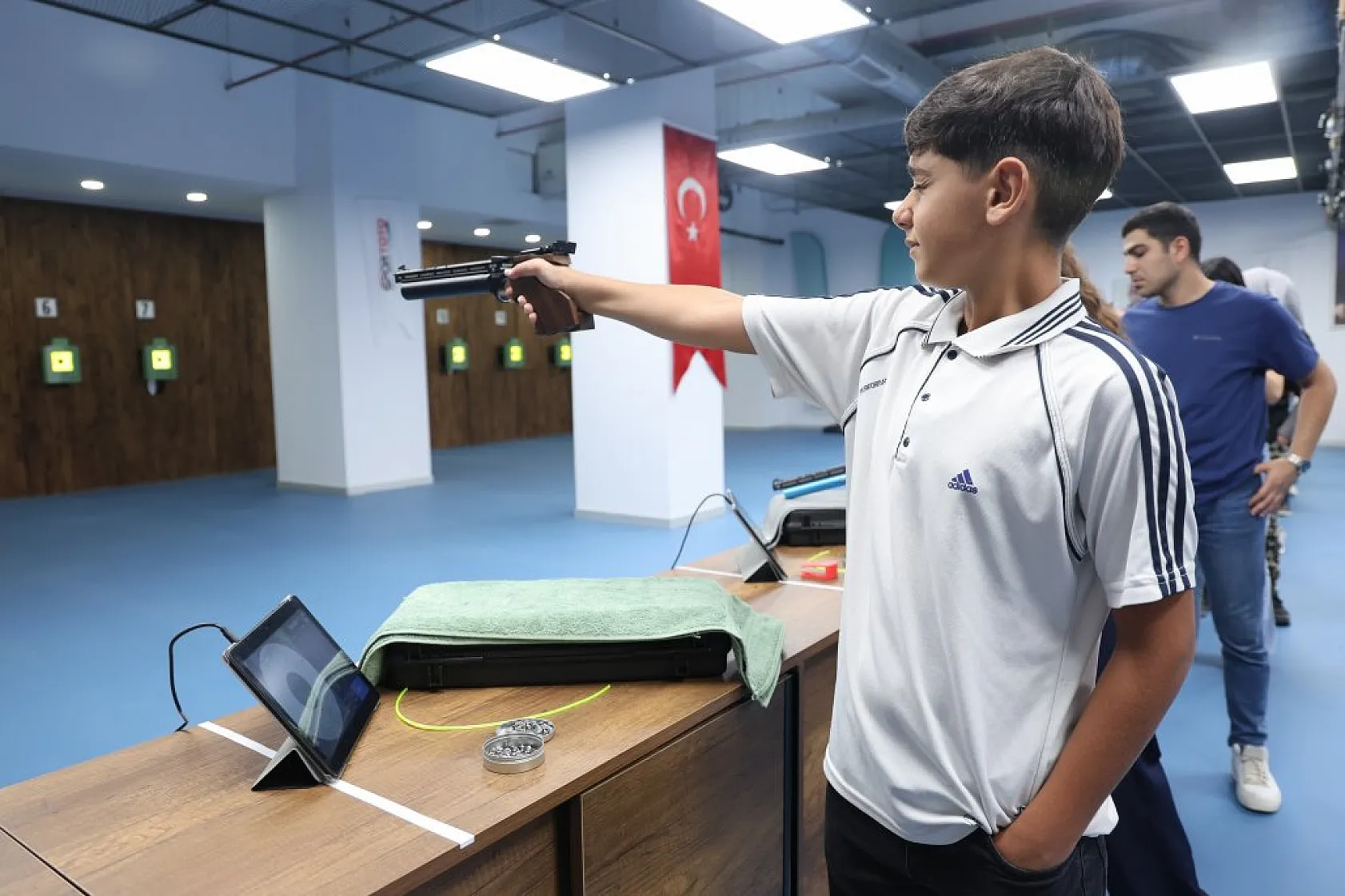 Yusuf Dikeç'in başarısı Elazığ'da havalı tabanca sporuna can suyu oldu