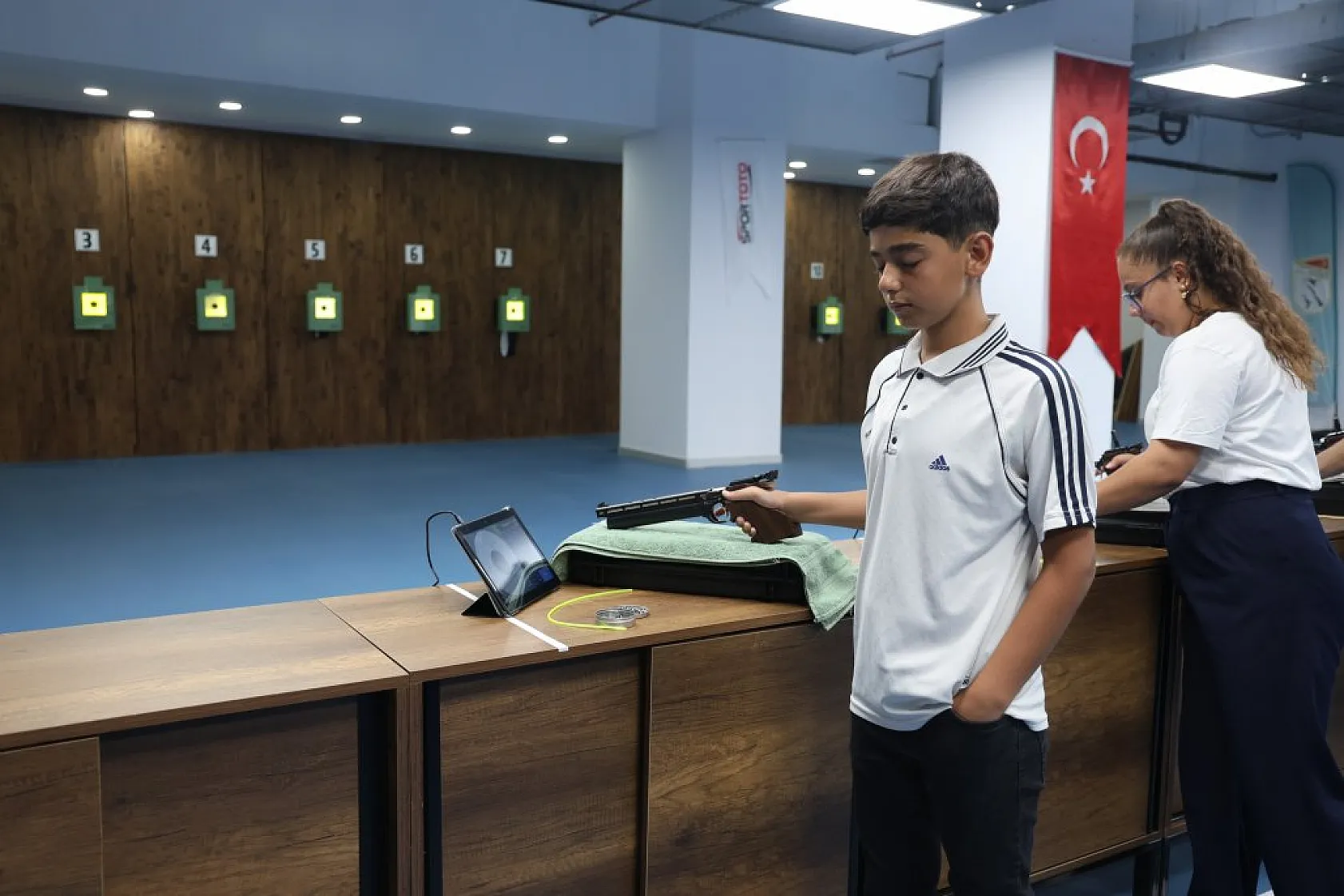 Yusuf Dikeç'in başarısı Elazığ'da havalı tabanca sporuna can suyu oldu