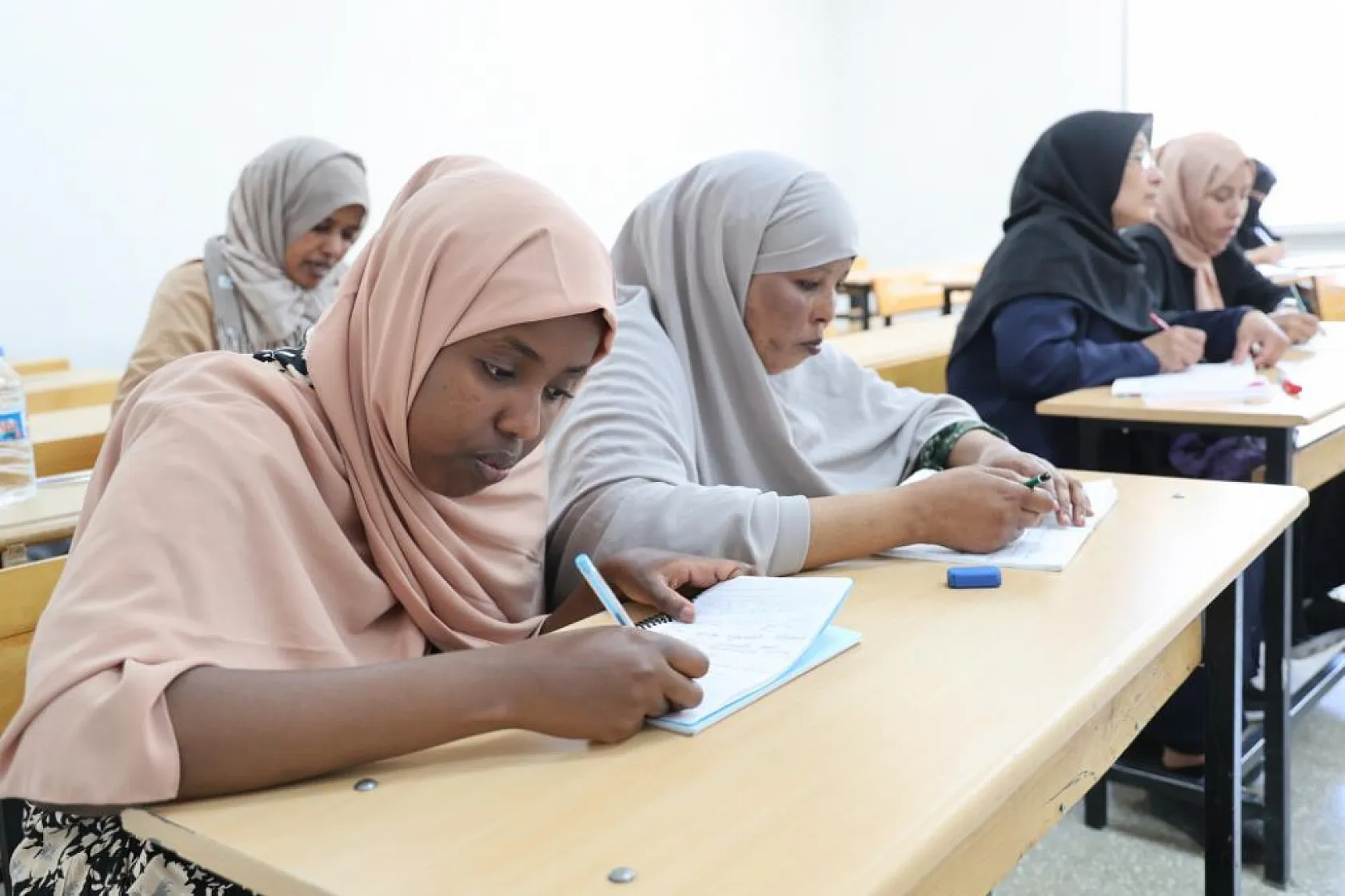 Elazığ'da 14 Yabancı Uyruklu Türkçe Öğreniyor: Sosyal Uyum Güçleniyor!