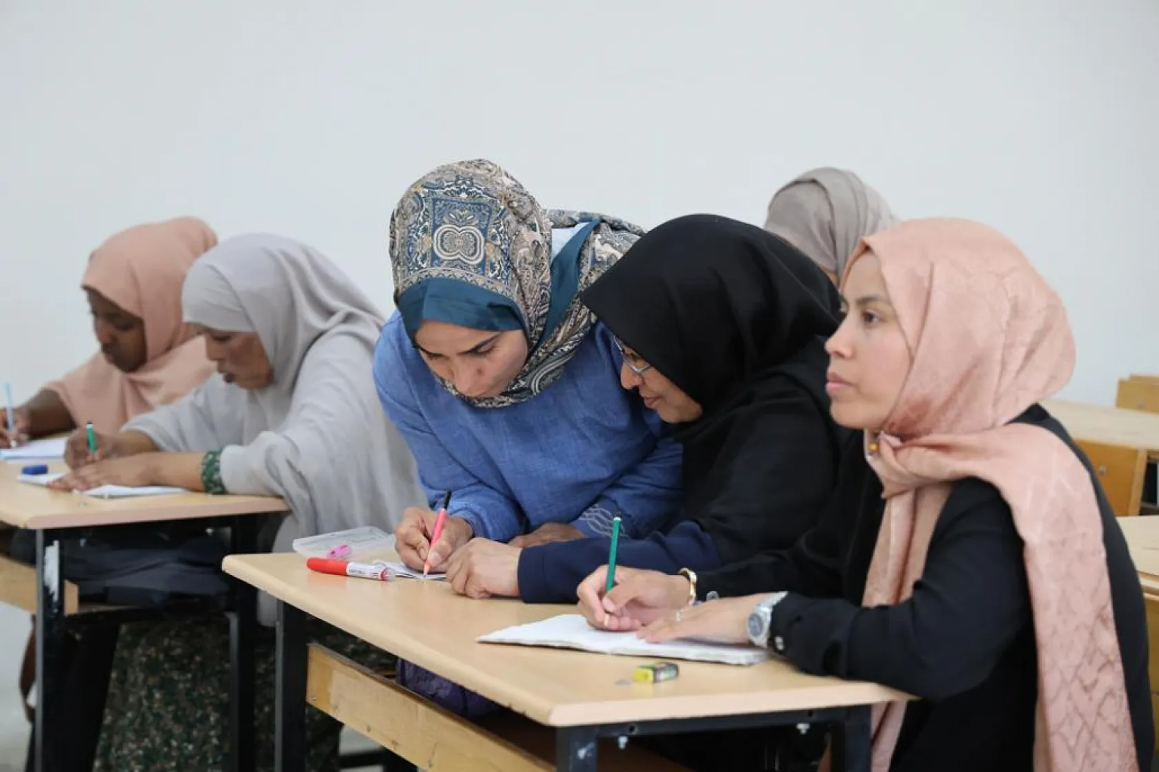 Elazığ'da 14 Yabancı Uyruklu Türkçe Öğreniyor: Sosyal Uyum Güçleniyor!