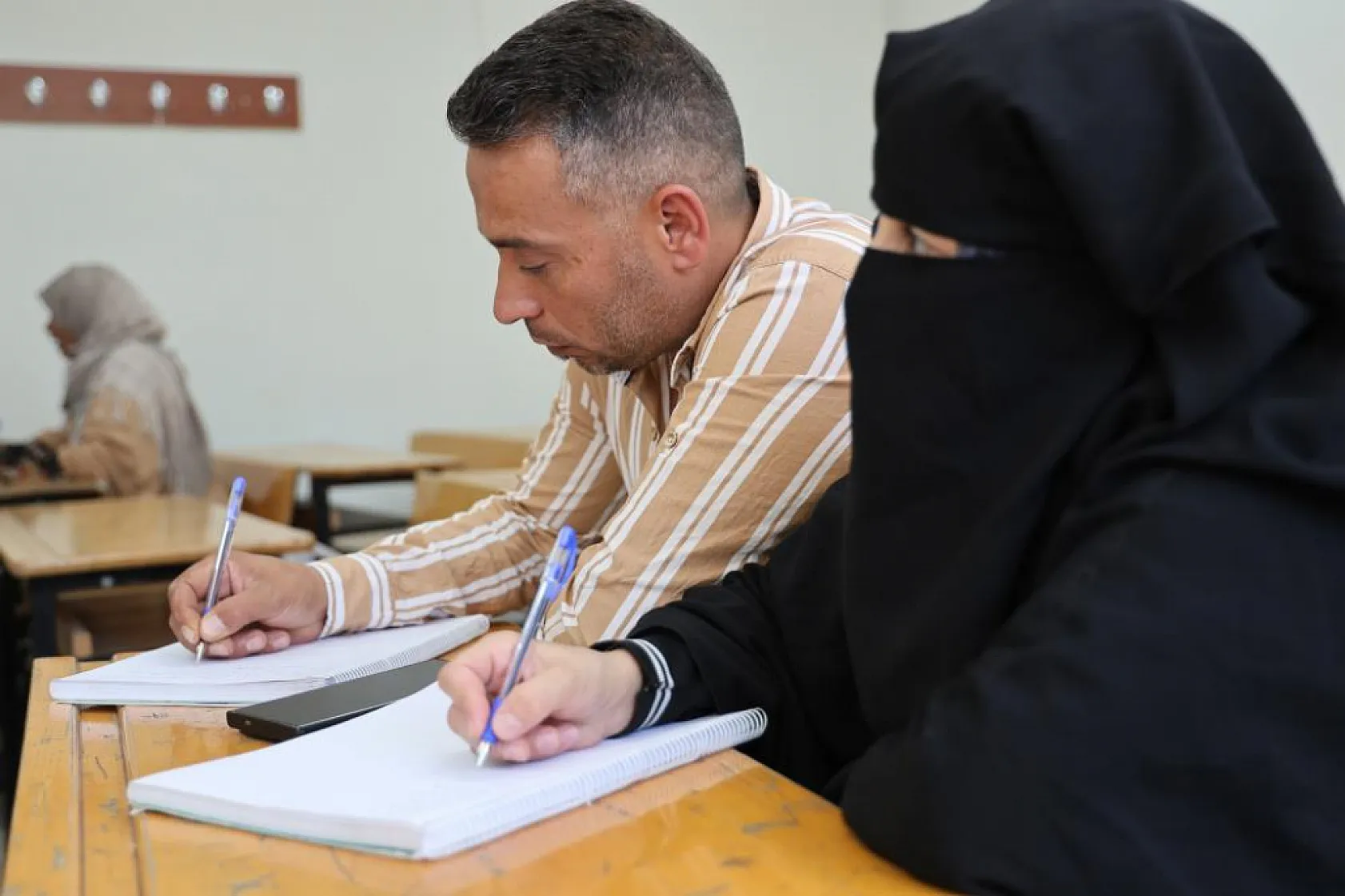 Elazığ'da 14 Yabancı Uyruklu Türkçe Öğreniyor: Sosyal Uyum Güçleniyor!