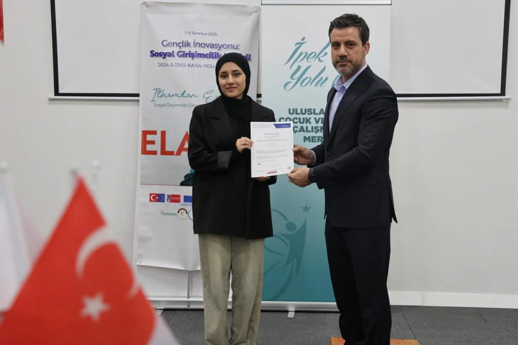 Elazığ'da Gençlik İnovasyonu: 40 Genç Sosyal Girişimcilik için Buluştu!