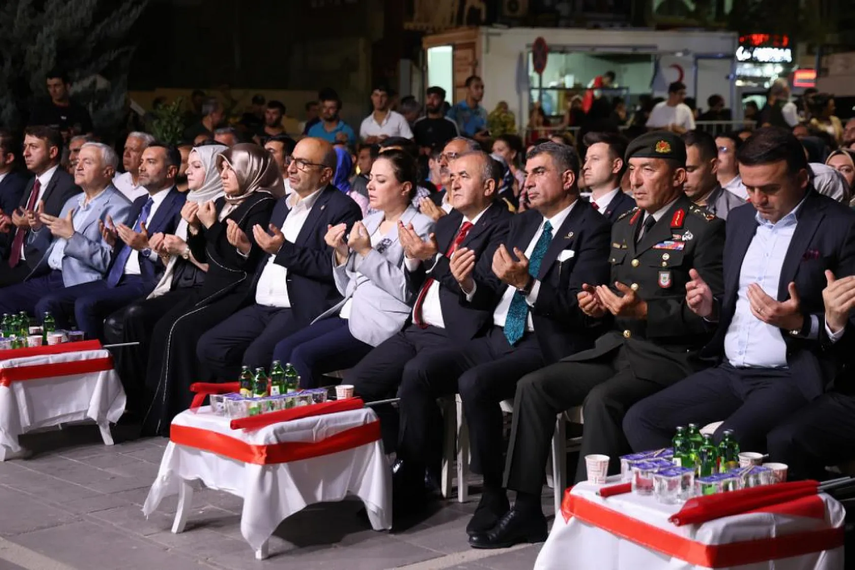 Elazığ'da 15 Temmuz Coşkusu: Gakgolar Demokrasiye Sahip Çıktı