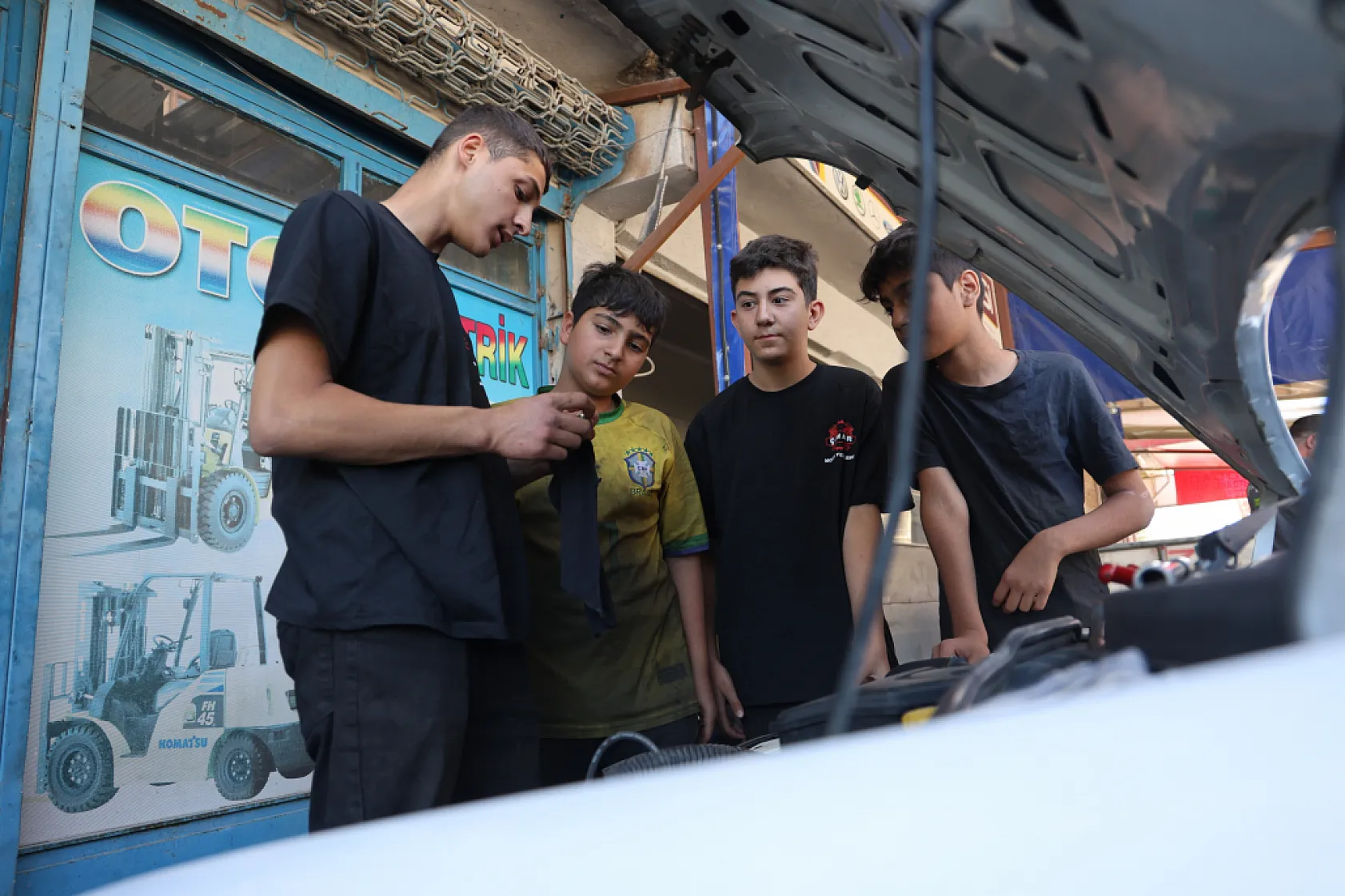 Elazığ Sanayi Sitesi'nde Çırak Krizi: Ustalar Geleceğe Umutsuz Bakıyor!