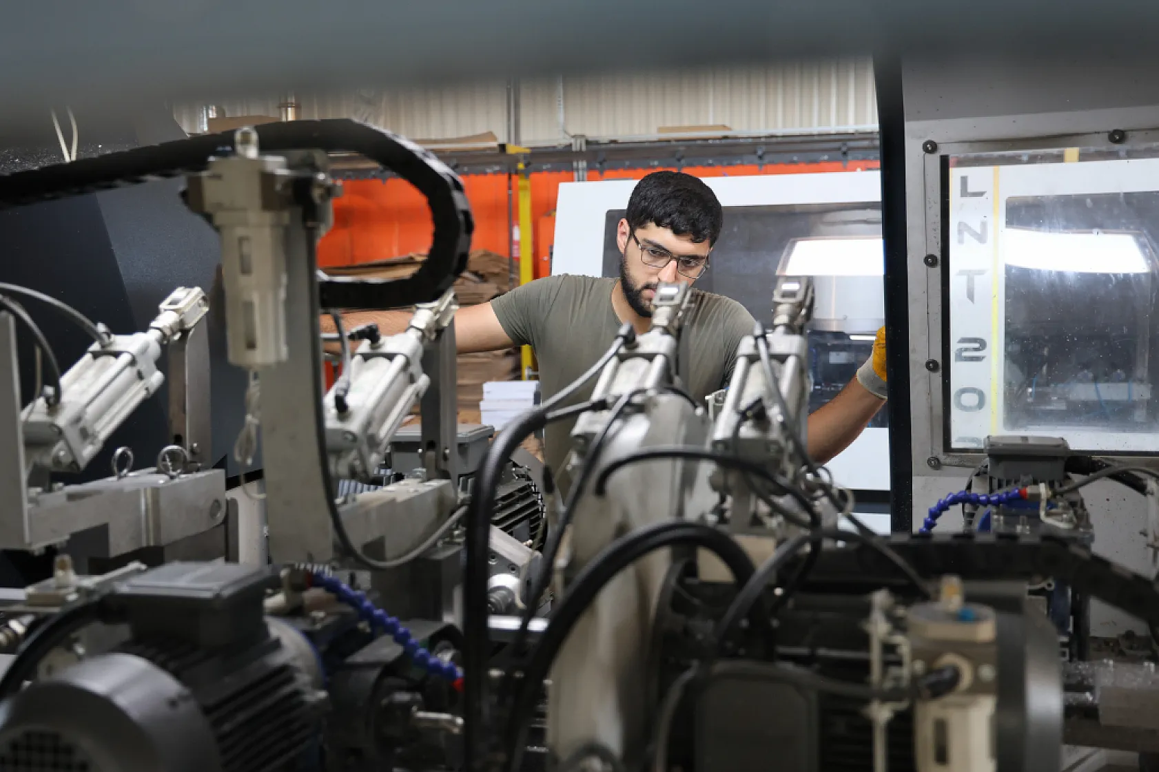 Elazığ'dan 15 Ülkeye Radyatör İhracatı: Yerli Üretimle Dünya Isınıyor!