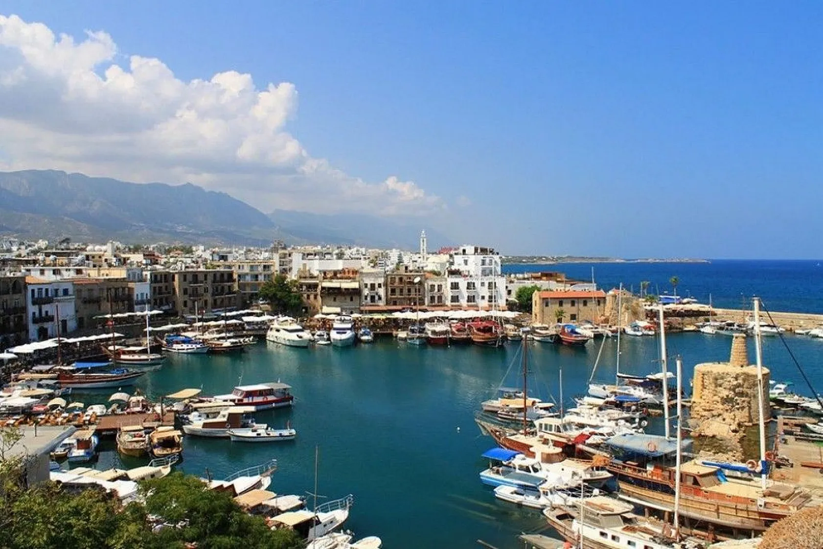 Sadece kimlikle seyahat edebileceğiniz 5 ülke