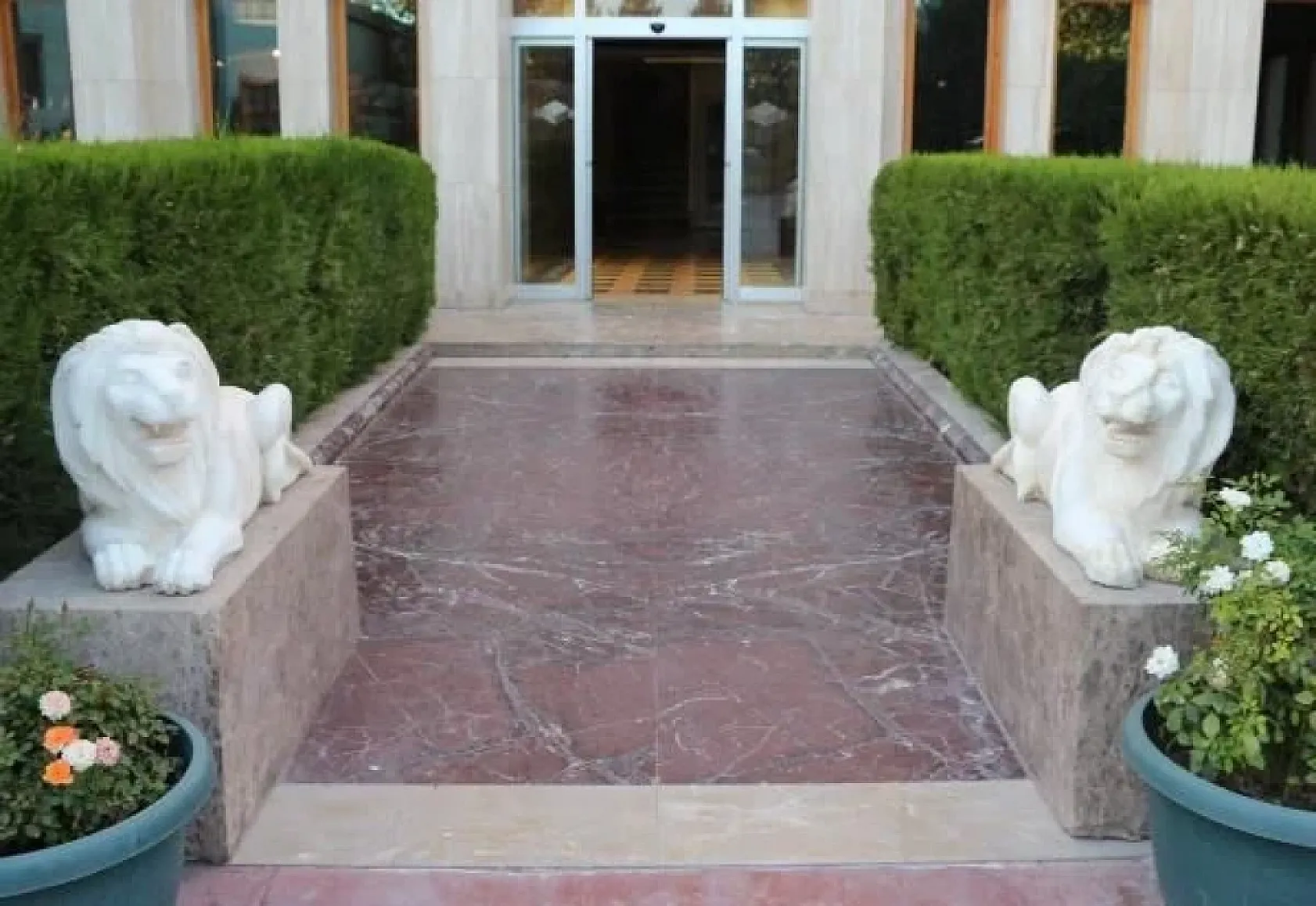 Dünyada sadece Elazığ'da üretiliyor rengi görenleri hayran bırakıyor!