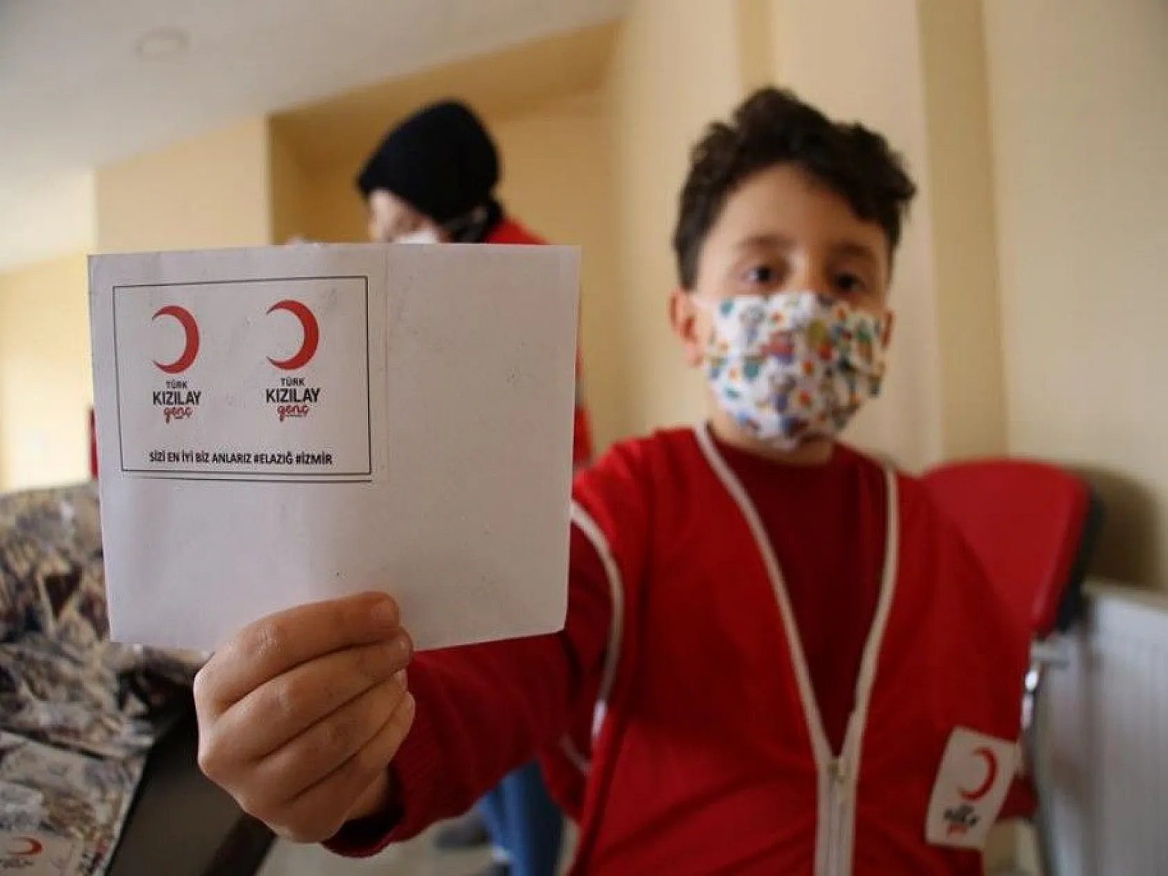 Elazığ'da depremi yaşayan çocuklardan İzmirli akranlarına mektup