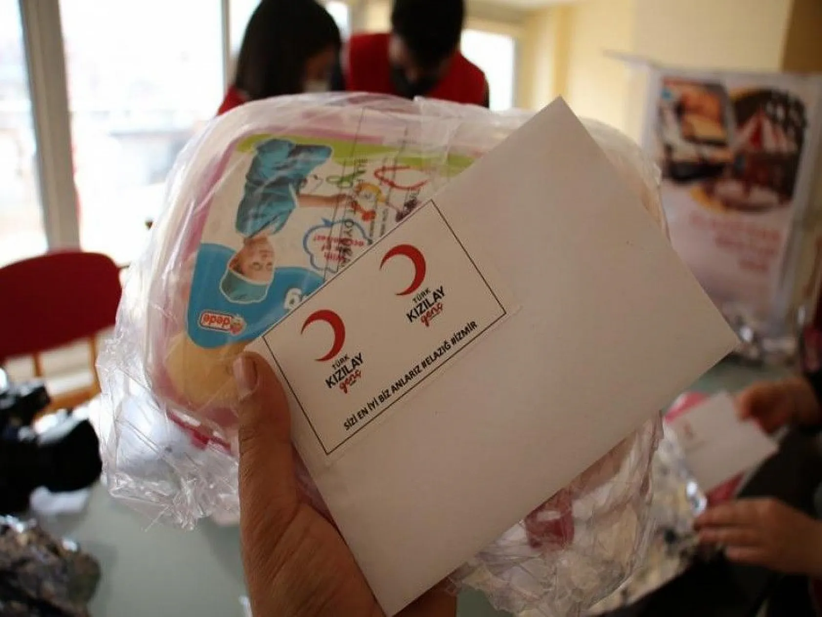 Elazığ'da depremi yaşayan çocuklardan İzmirli akranlarına mektup