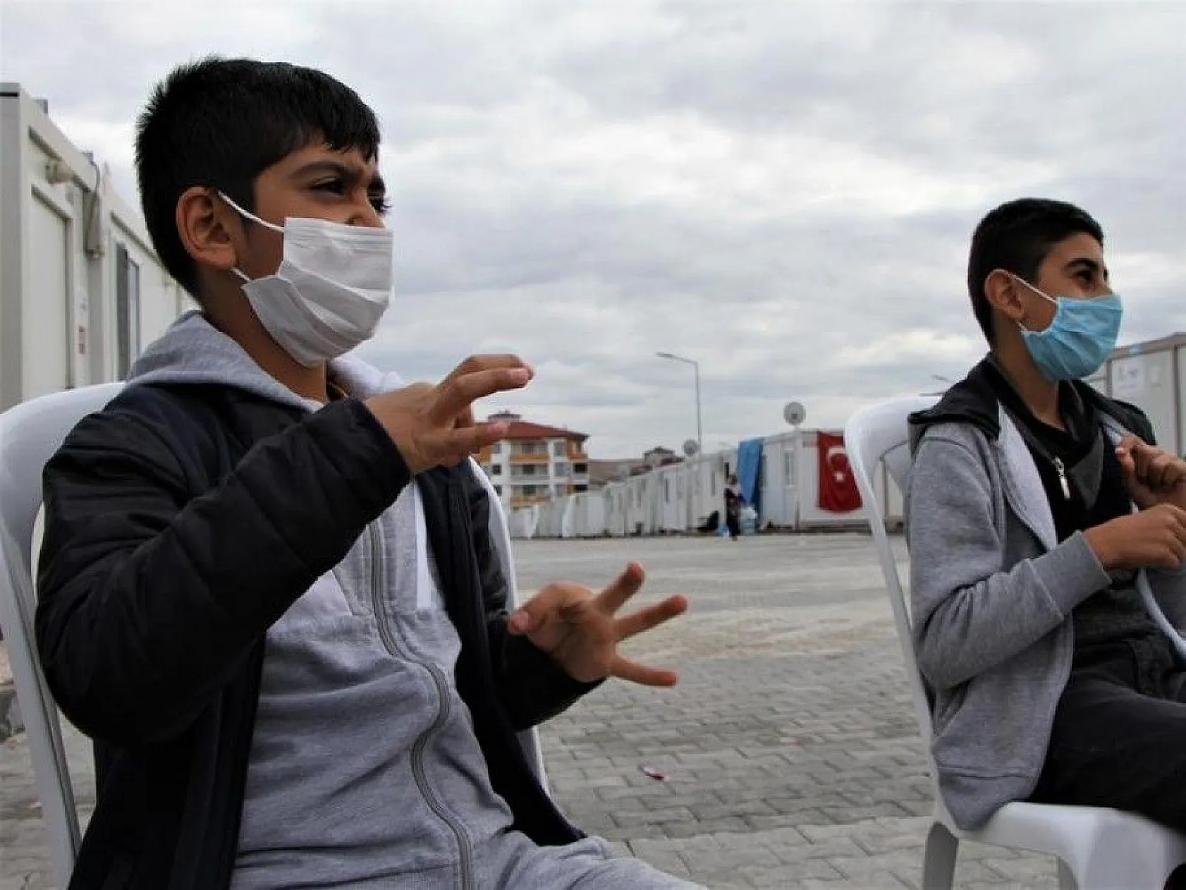 Depremzede çocuklardan, İzmirli akranlarına 'sessiz' destek
