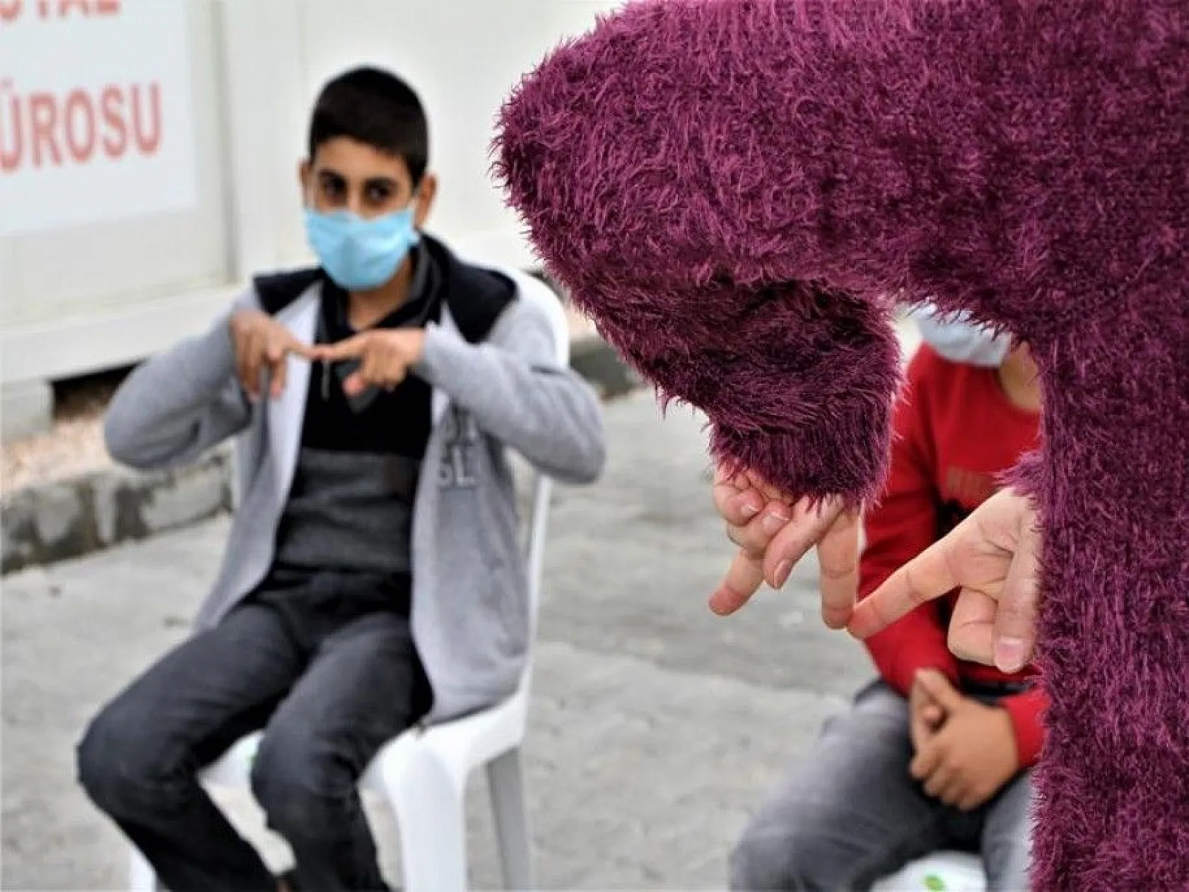 Depremzede çocuklardan, İzmirli akranlarına 'sessiz' destek