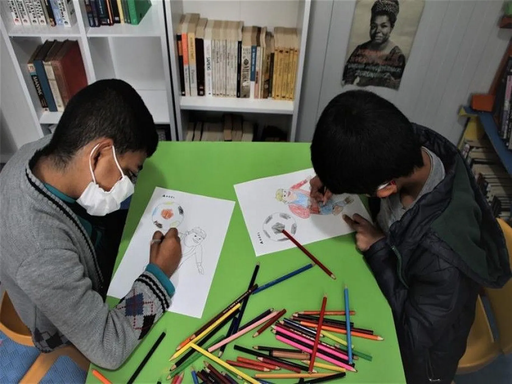 Depremzede çocuklardan, İzmirli akranlarına 'sessiz' destek