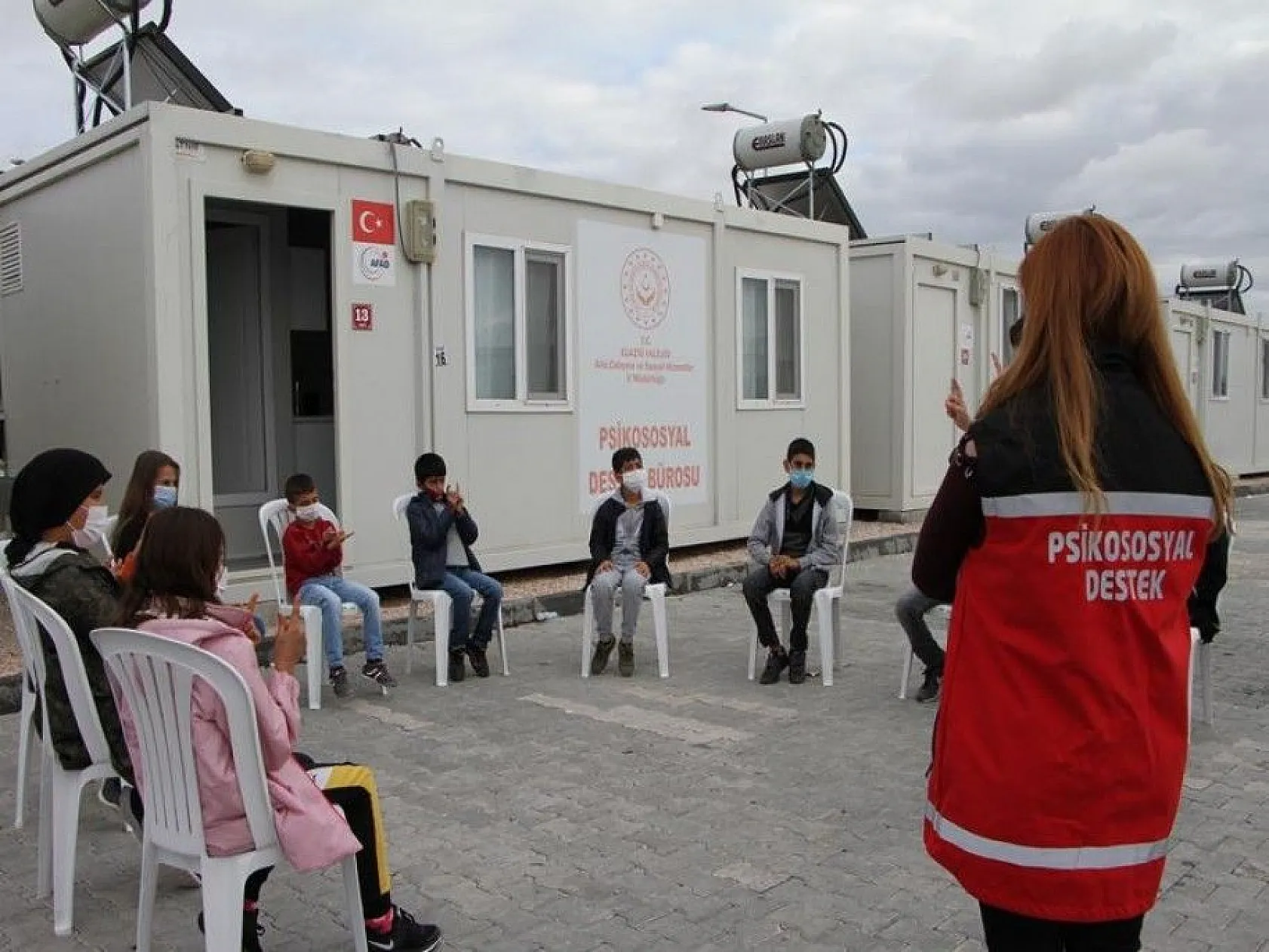 Depremzede çocuklardan, İzmirli akranlarına 'sessiz' destek