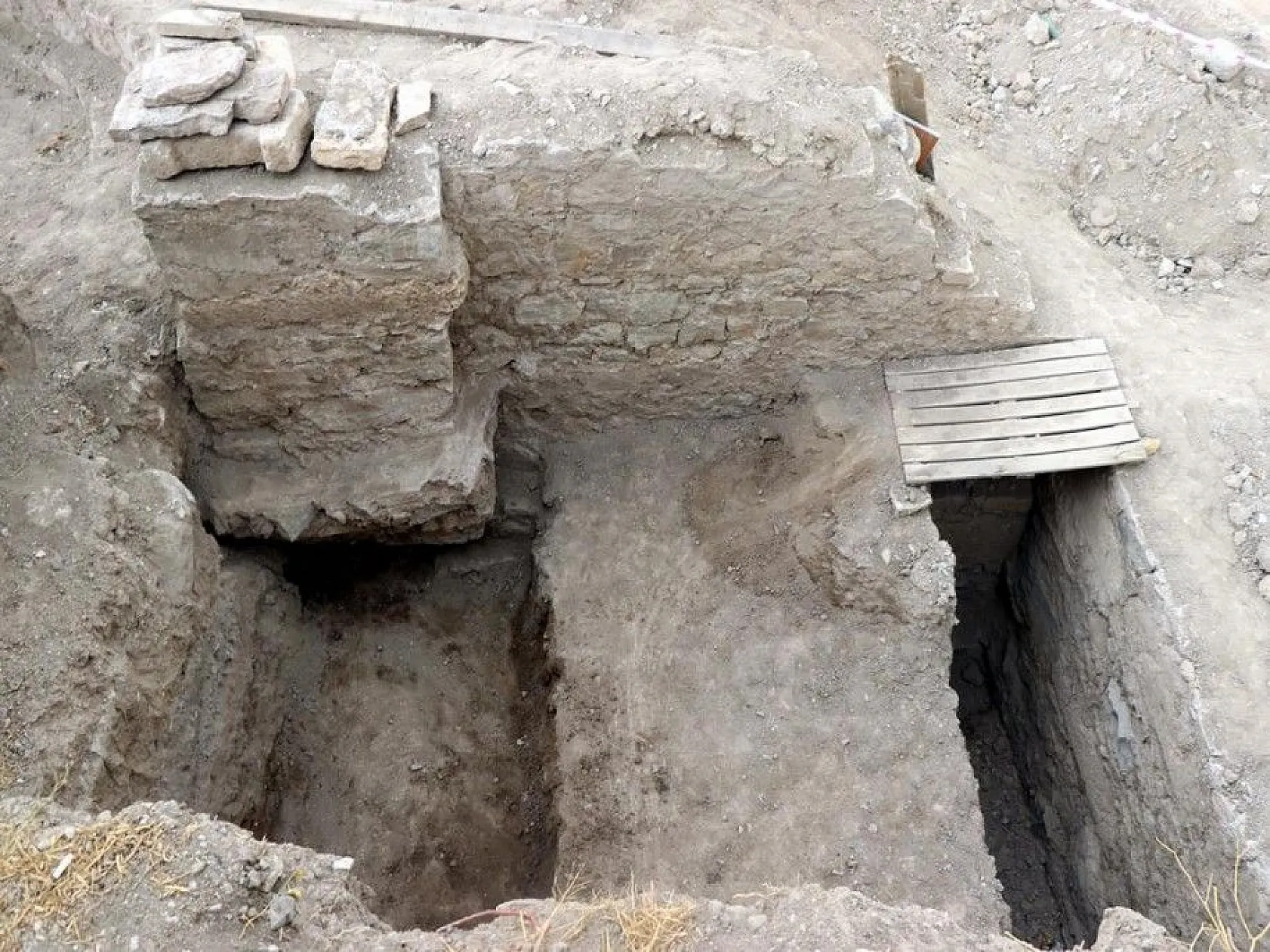 Elazığ'da Osmanlı dönemine ait olduğu değerlendirilen yapı bulundu