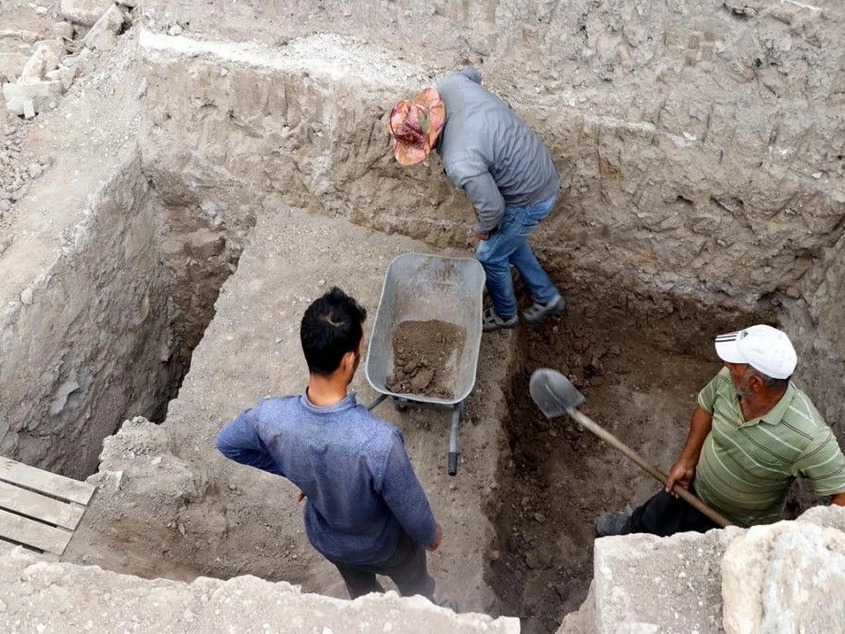 Elazığ'da Osmanlı dönemine ait olduğu değerlendirilen yapı bulundu