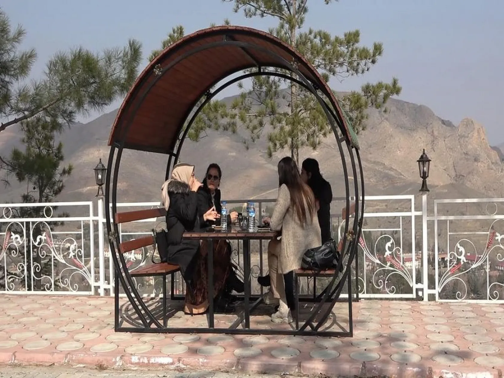 Güzel ilçemiz Keban, hem göze hem mideye hitap ediyor